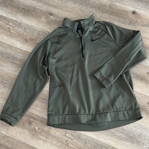 Men’s Nike pullover